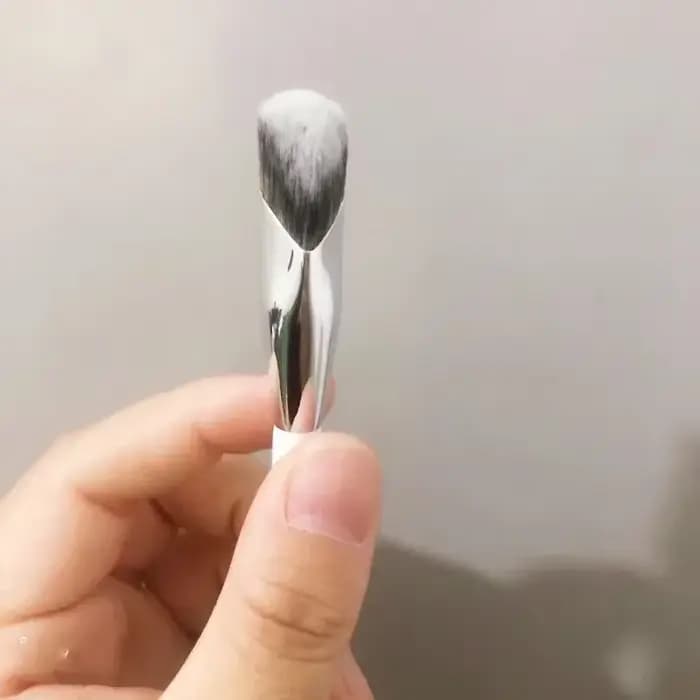 Pinceau correcteur de maquillage professionnel