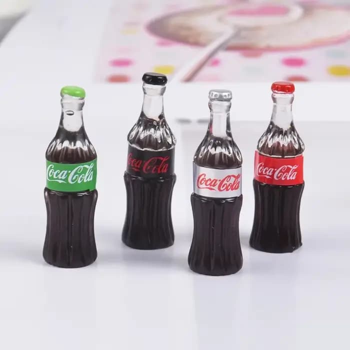 Mini modèle de boisson Cola réaliste de 32mm, 4 pièces, pour cuisine/maison de bricolage/mininatures décor 1/16 1/12, accessoires de maison de poupée, jouet pour adulte