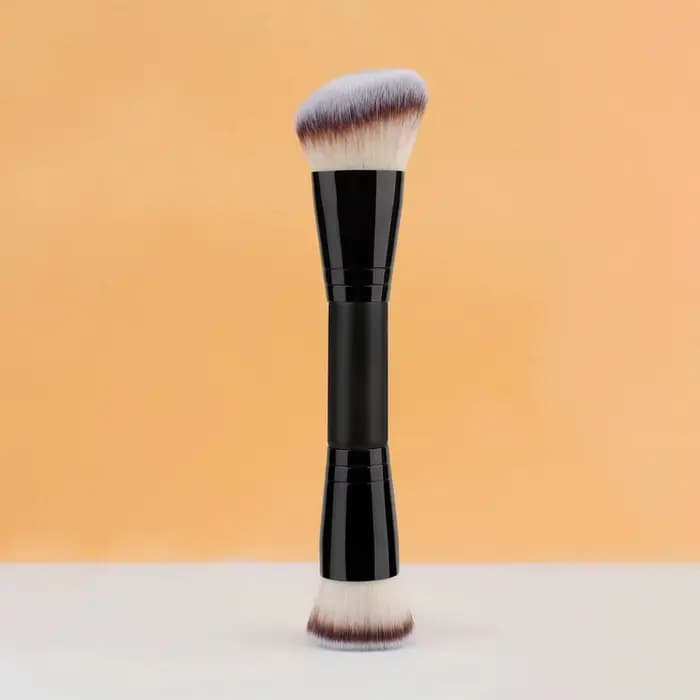 Pinceau de maquillage pour le visage