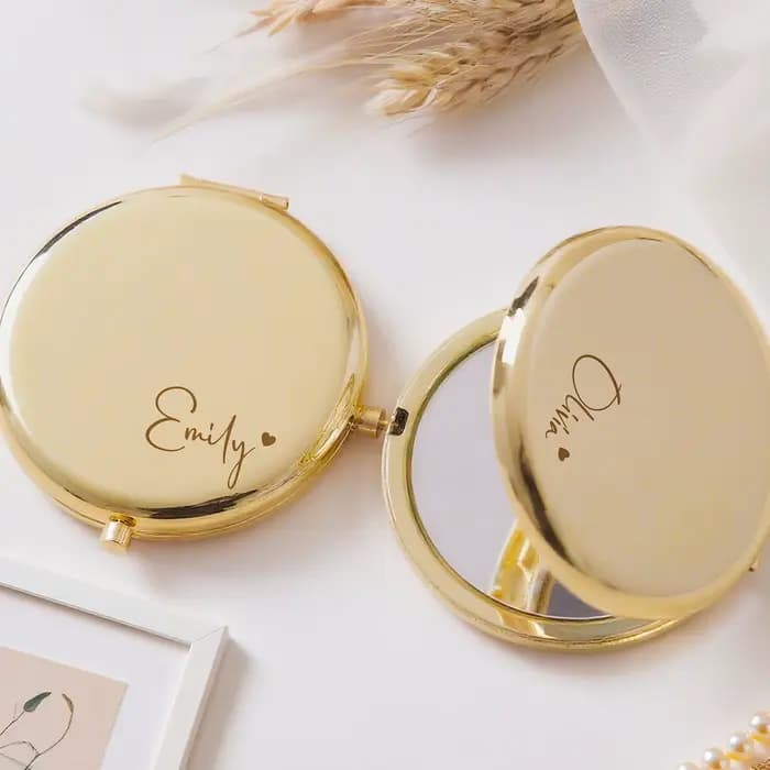 Miroir de maquillage personnalisé en forme de cœur avec gravure de nom/texte personnalisée