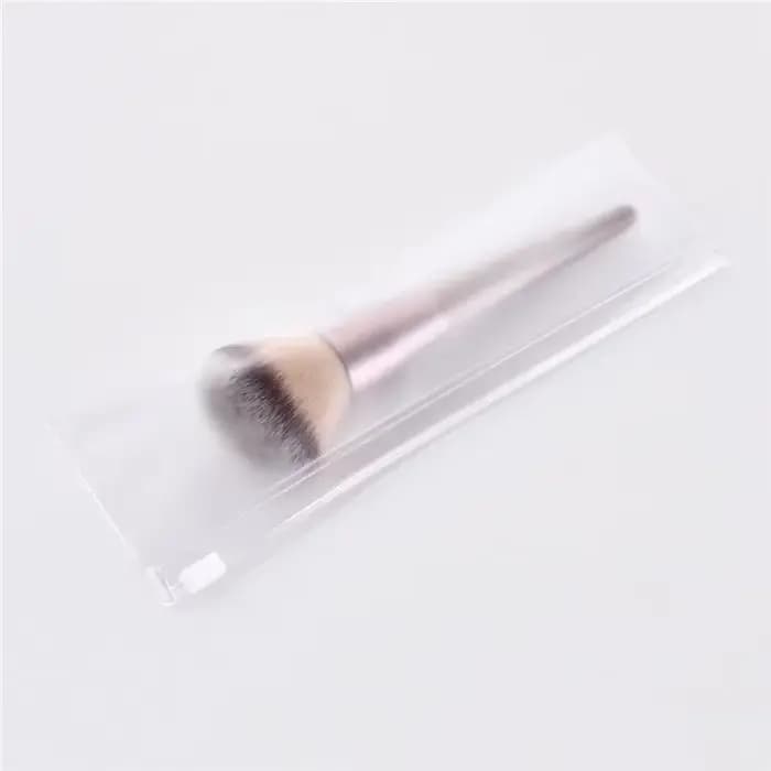 Pinceau de maquillage couleur Champagne pour femmes
