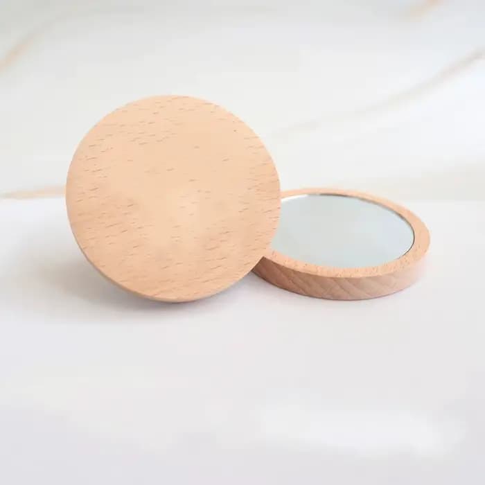 Miroir en bois personnalisé gravé