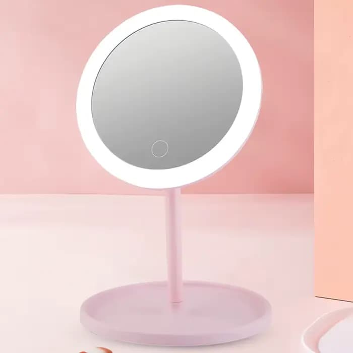 Allumez votre routine de beauté : miroir cosmétique LED avec fonctions dimmables