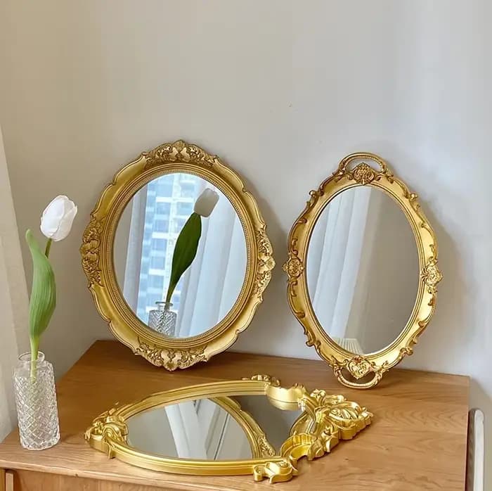 Miroir de courtoisie avec cadre baroque