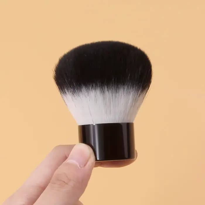 1 pinceau à blush en forme de champignon