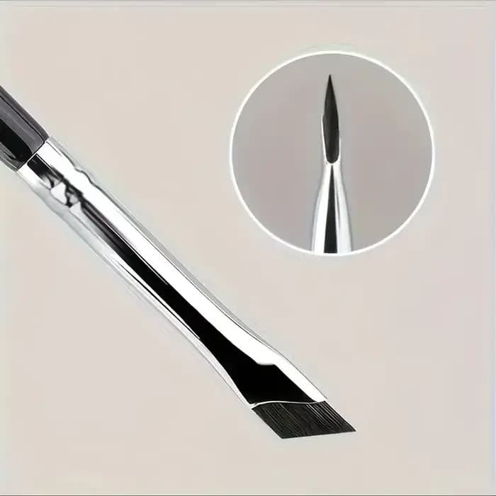 Karsyngirl – brosse à Eyeliner à lame améliorée