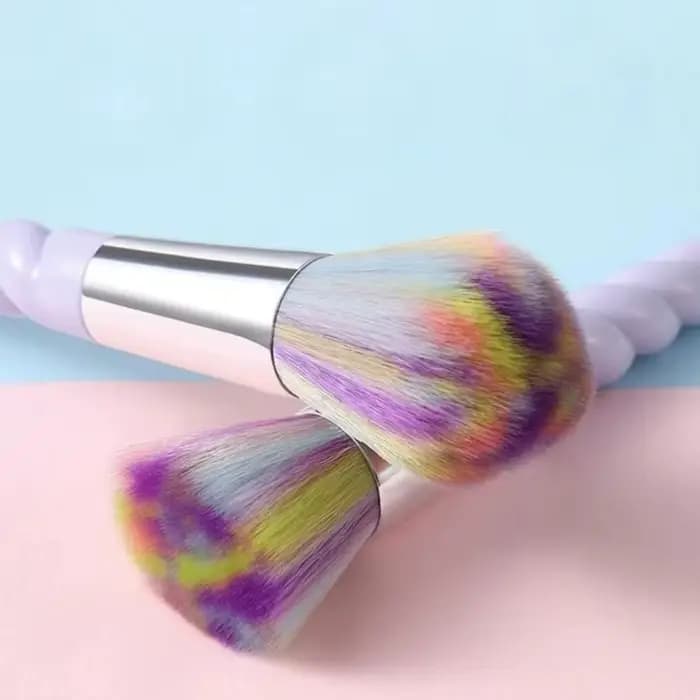 Ensemble de 10 pinceaux de maquillage colorés