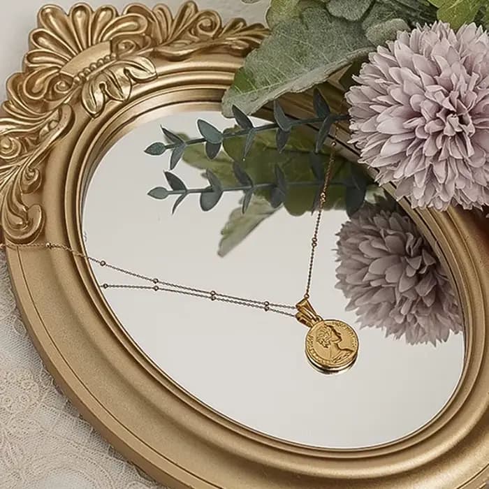 Miroir de table rustique de style français avec cadre sculpté