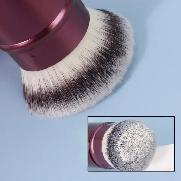 Kabuki – brosse de fond de teint rétractable