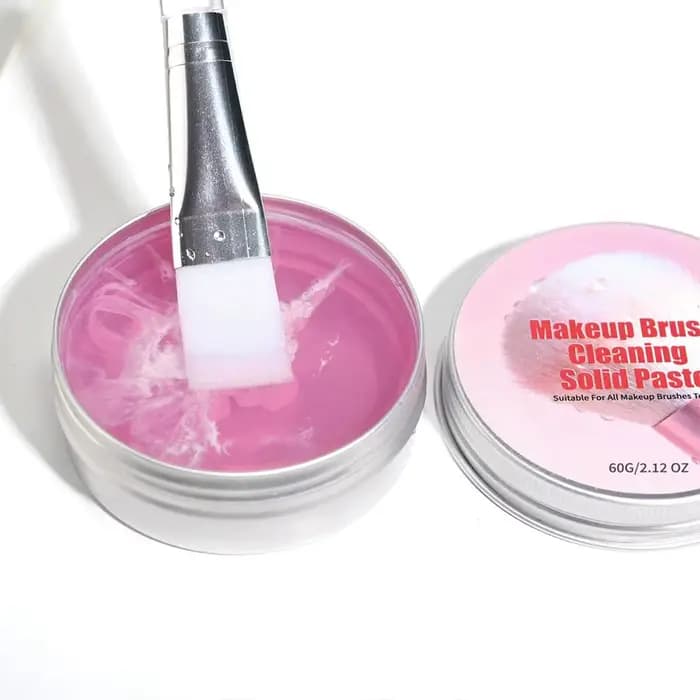 Savon nettoyant pour pinceaux de maquillage avec tapis en silicone