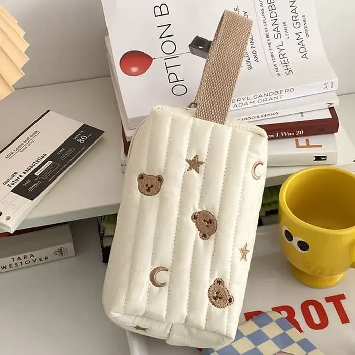 Trousse de toilette mignonne brodée