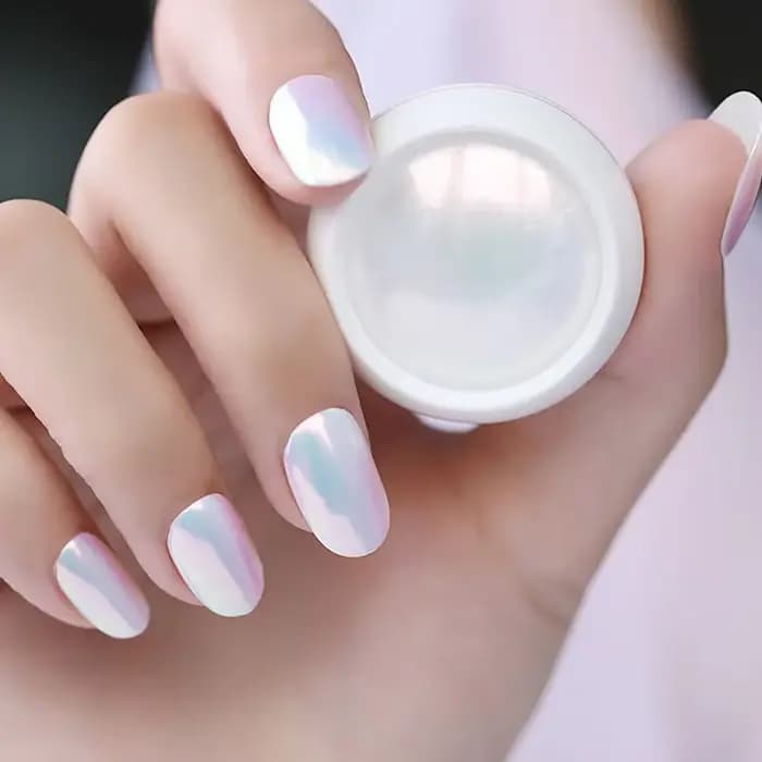 Poudre à ongles effet perle