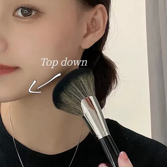 Brosse de maquillage professionnelle noire