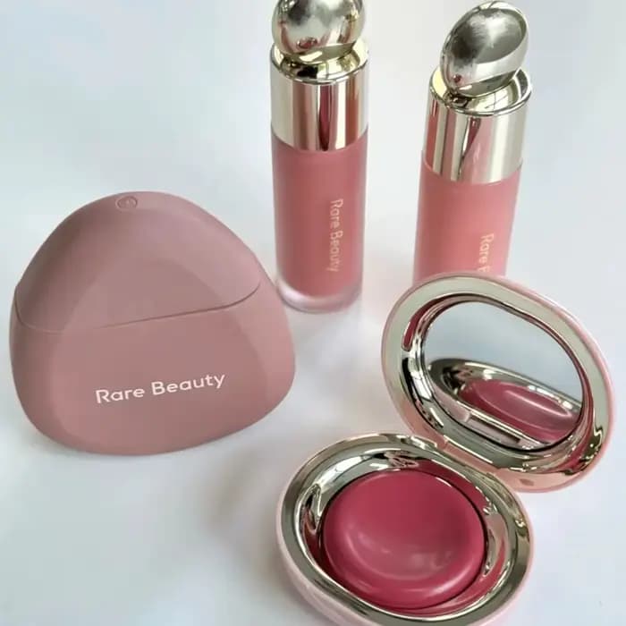Rare Beauty Liquid Blush Shimmer Powder