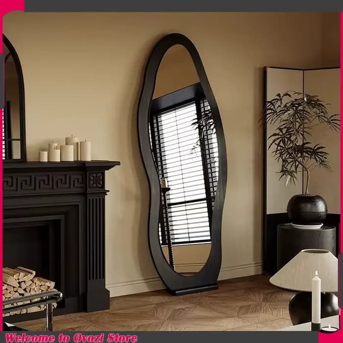 Miroir ondulé minimaliste de grande taille pour filles