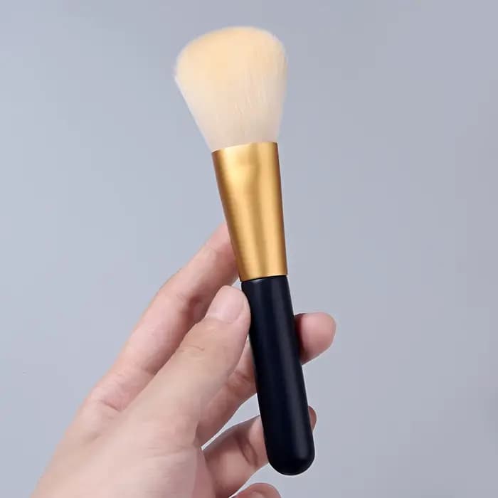 Ensemble d'outils de maquillage pour le blush