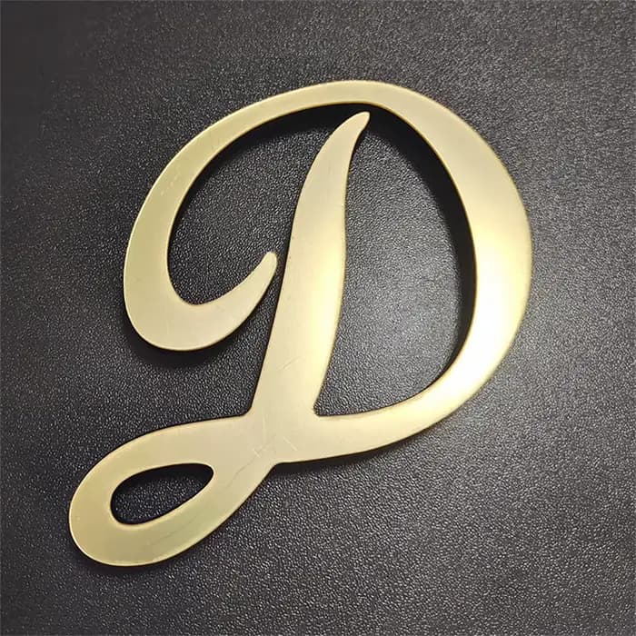 Grande taille 20 cm or 3D acrylique miroir Surface lettres anglaises Stickers muraux décor à la maison