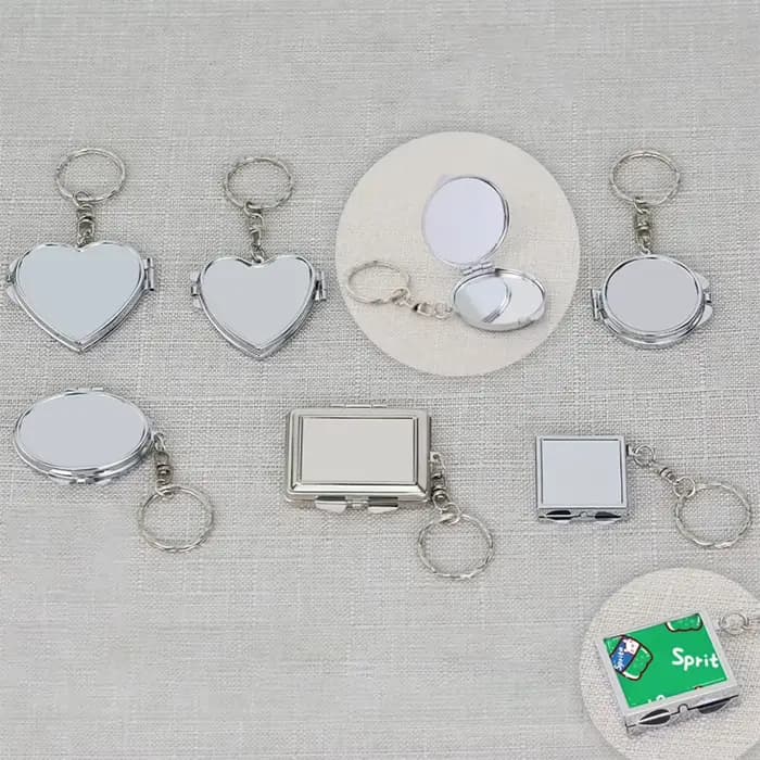 Miroir en forme de cœur