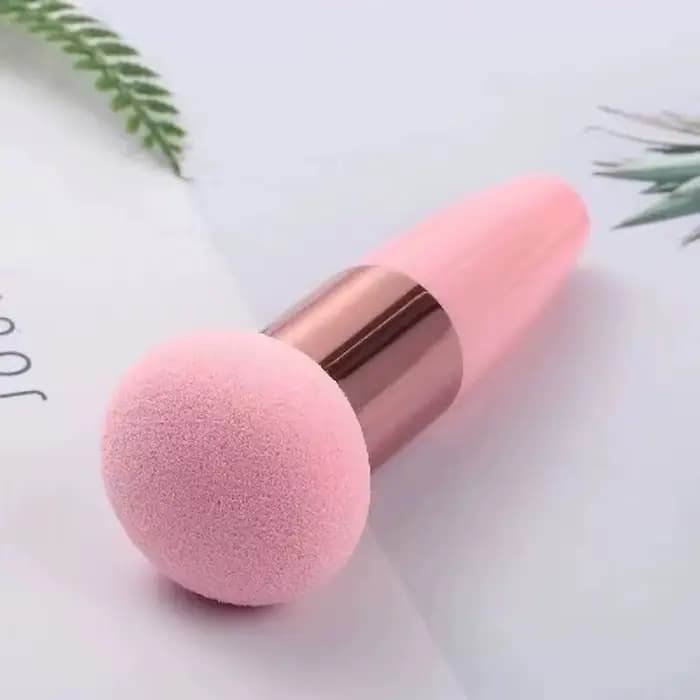 Pinceau de maquillage avec poignée pour femme