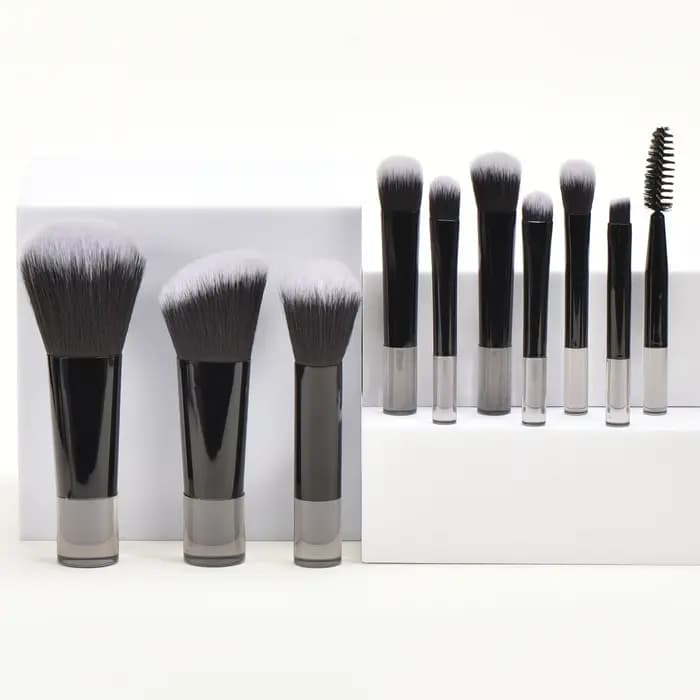 10 Mini pinceaux de maquillage noirs