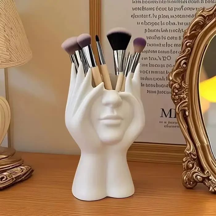 Boîte de rangement pour pinceaux de maquillage