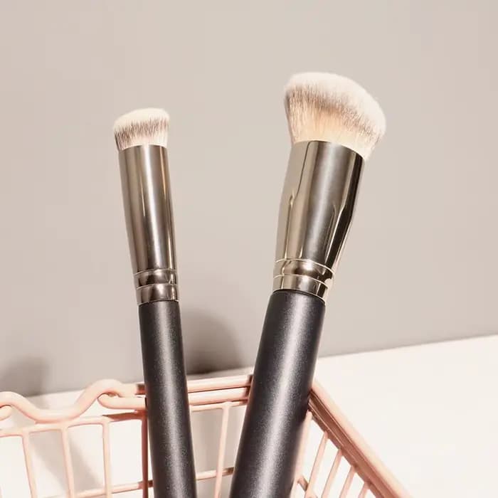 Grand pinceau de maquillage pour le visage