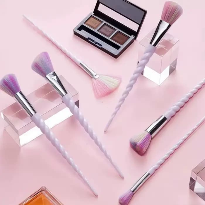Ensemble de 10 pinceaux de maquillage colorés