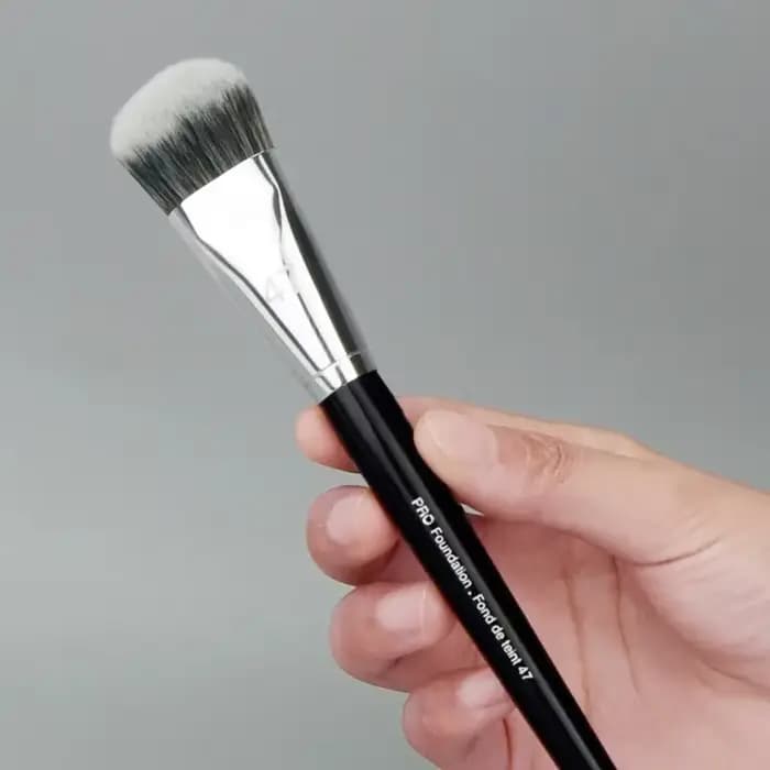 Brosse professionnelle pour fond de teint liquide pour femme