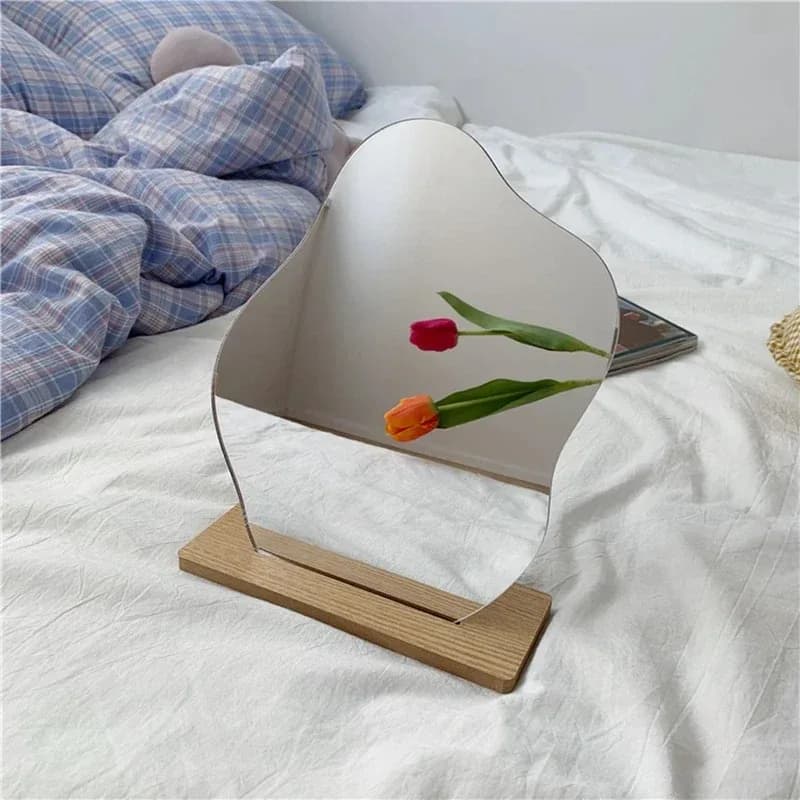 Miroir décoratif avec base en bois, miroir de maquillage minimaliste et irrégulier, miroir de vanité
