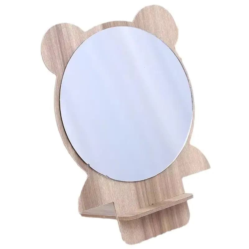Miroir de maquillage sur table en bois avec un design de dessin animé mignon, surface HD claire pour