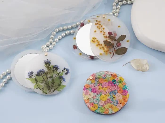 Miroir de maquillage rotatif