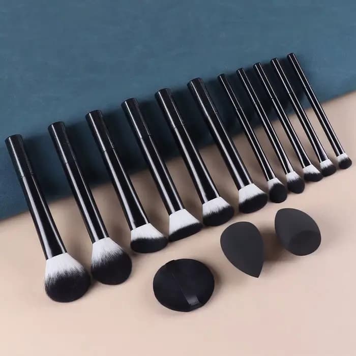 Ensemble de pinceaux de maquillage créatifs et multifonctionnels
