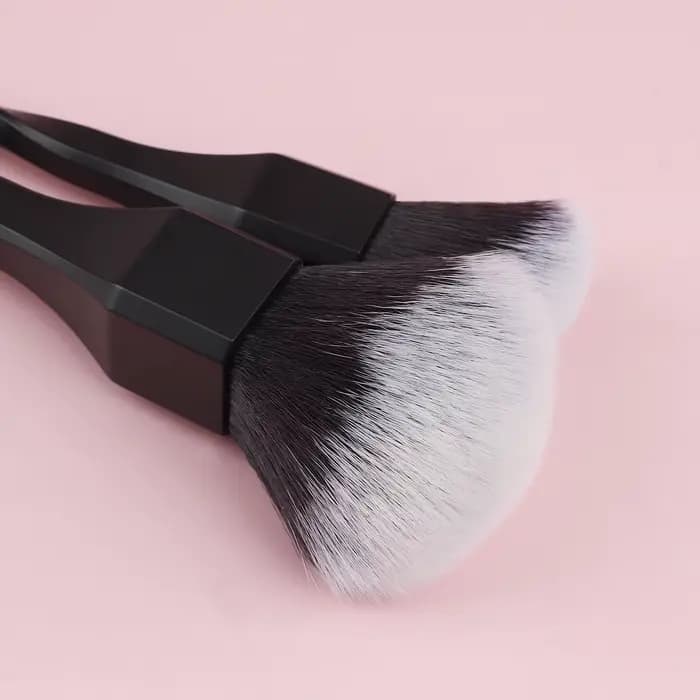 1 pièces spirale conception poignée en plastique beauté maquillage pinceaux cosmétiques poudre Blush brosse
