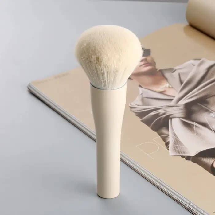 Pinceau de fond de teint grand format, doux et moelleux, pinceau de maquillage professionnel pour es