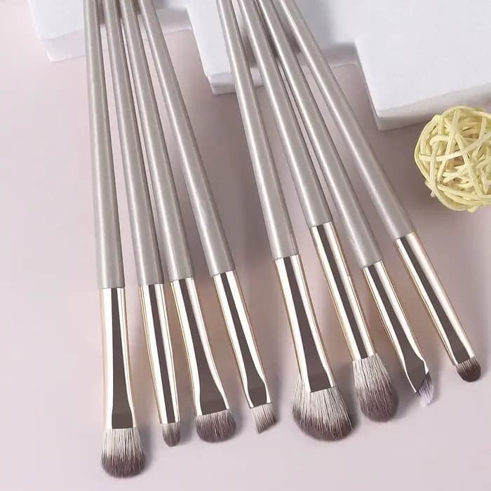 Ensemble de pinceaux de maquillage pour les yeux portables Champagne Silver