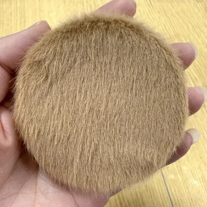 Mini miroir de maquillage rond en peluche, miroir cosmétique compact portable, miroir de poche pliab