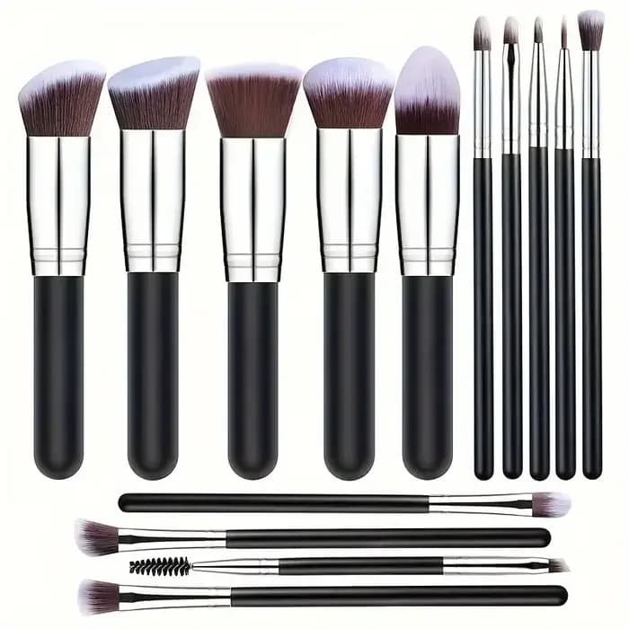 Ensemble de 14 pinceaux de maquillage professionnels pour fond de teint