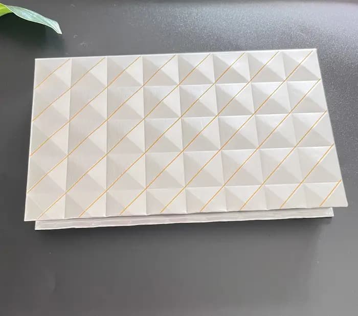 Palette à paupières magnétique vide à 2 couches avec miroir