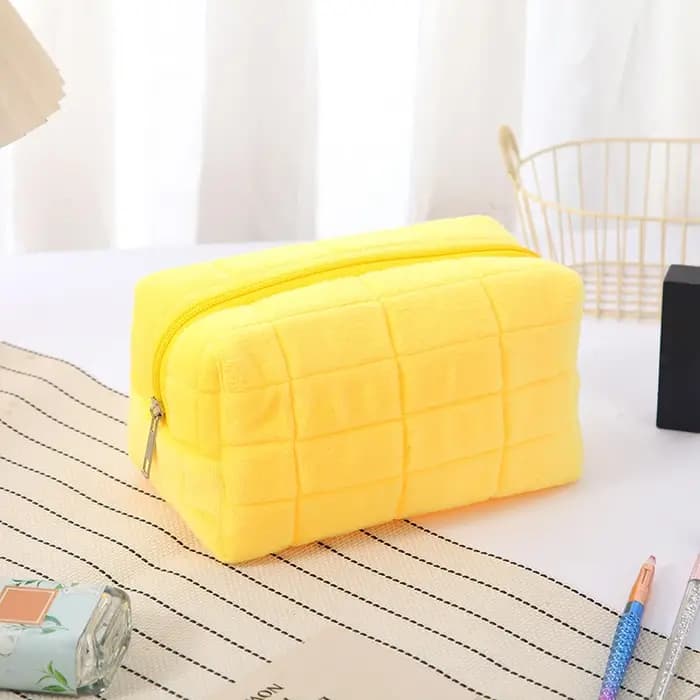 Sac de maquillage en peluche mignon pour femmes