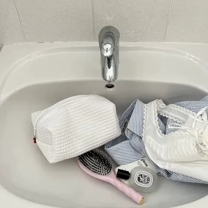 Trousse de maquillage personnalisée avec nom brodé