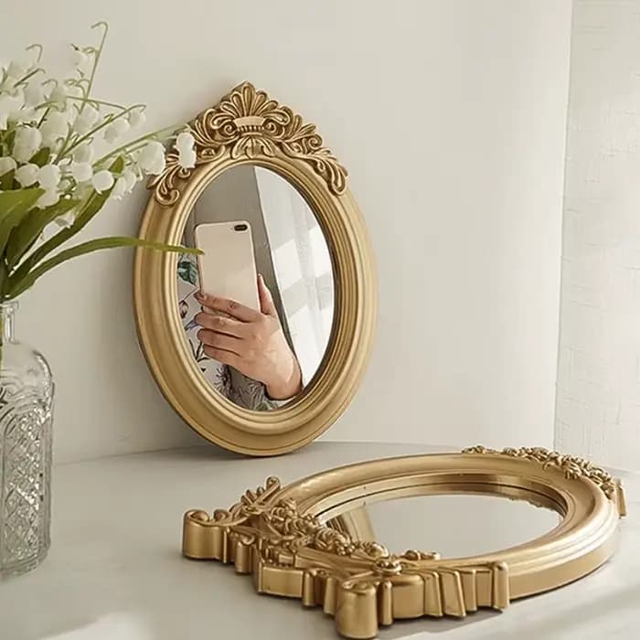 Miroir de table rustique de style français avec cadre sculpté