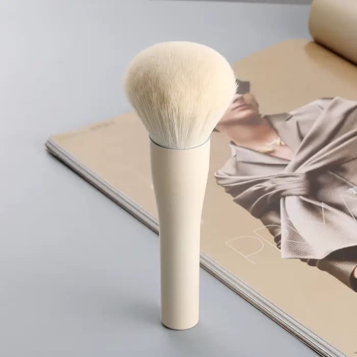 Pinceau à poudre professionnel de grande taille, poils synthétiques doux, adaptés à tous les types d