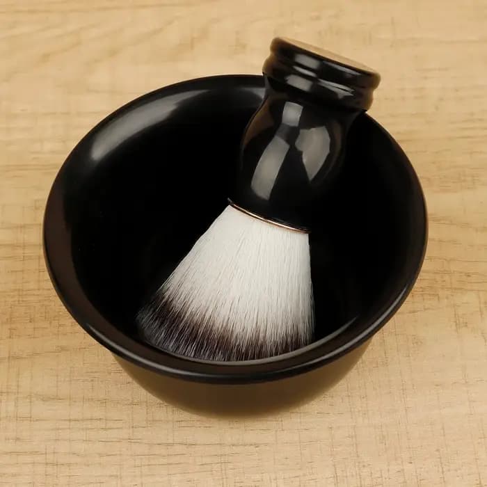 Pinceau à raser la barbe, pinceaux de maquillage, 1 pièce, manche en bois, poils naturels, pour salon de coiffure, barbier, mousse à raser, outils de nettoyage facial pour hommes