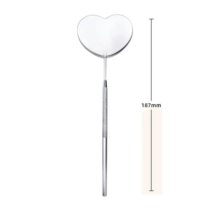 Miroir de contrôle d'extensions de cils en forme de cœur