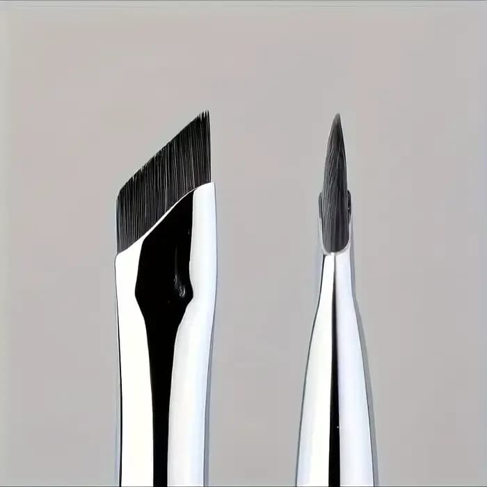 Karsyngirl – brosse à Eyeliner à lame améliorée
