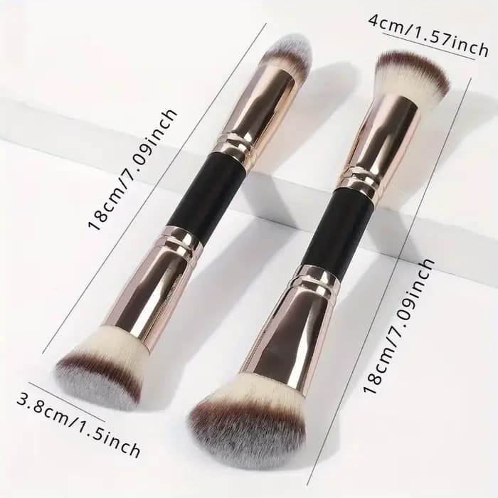 Lot de 2 pinceaux double embout pour fond de teint et blush