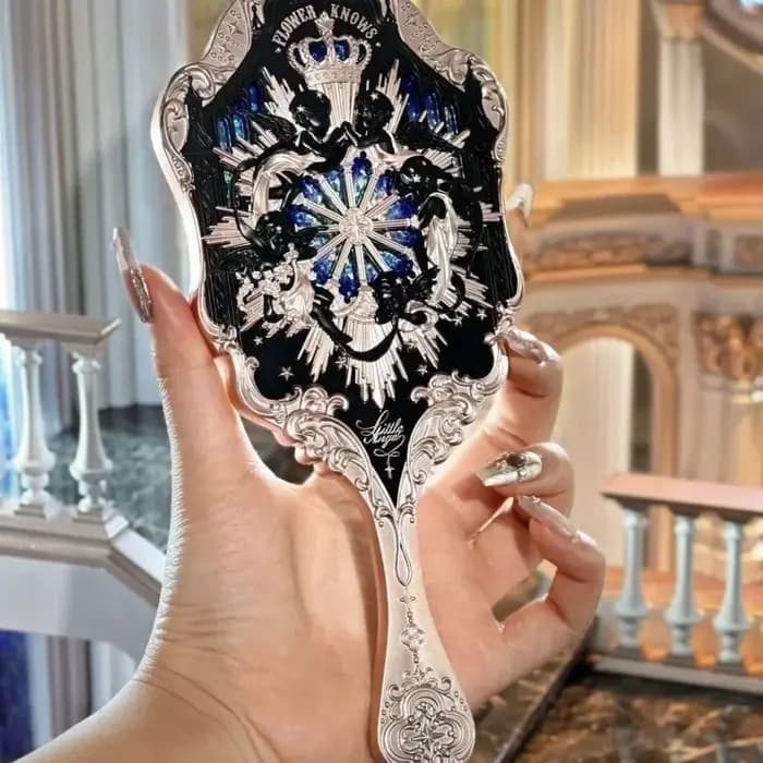 FLOWER KNOWS Collection Little Angel Miroir de poche 3 types Relief exquis Outils de maquillage Rose Noir Blanc Alliage Moulage par injection