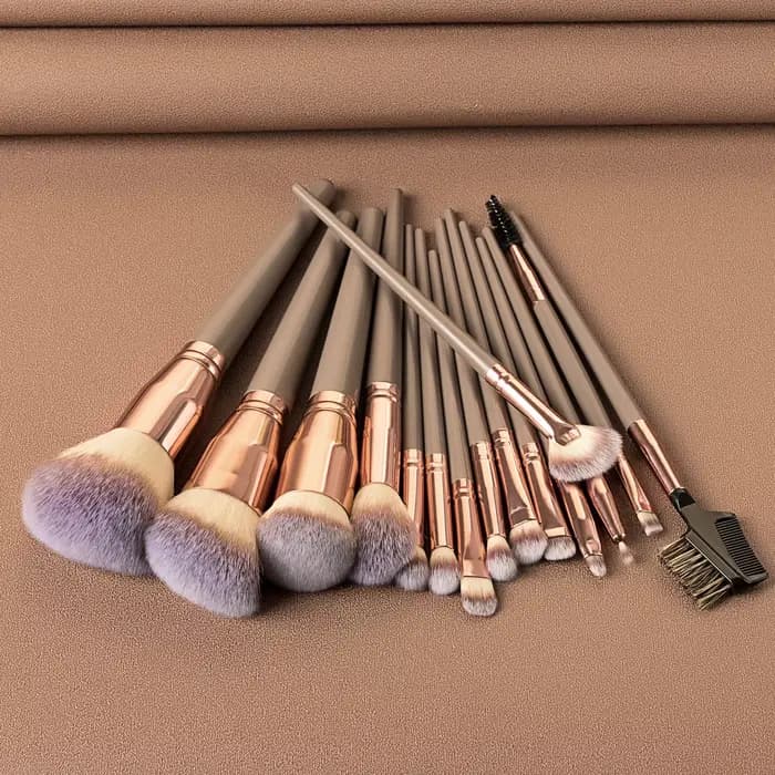 Ensemble de pinceaux de maquillage Champagne chaud pour femmes fond de teint cosmétique poudre Blush fard à paupières