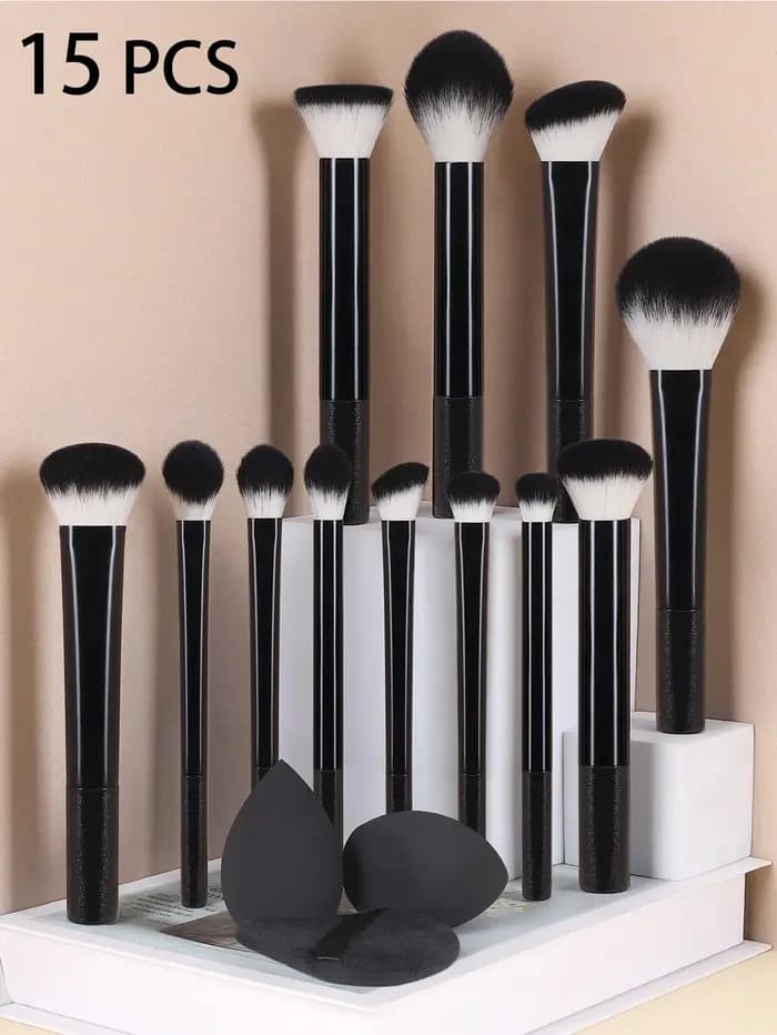 Ensemble de pinceaux de maquillage créatifs et multifonctionnels