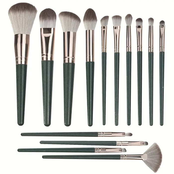 14 pinceaux de maquillage professionnels qui peuvent créer une variété de looks